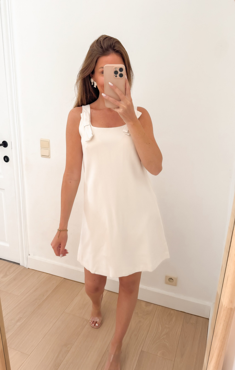 Cream Pretty Bow Dress — S/M